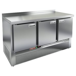 Стол морозильный HiCold GNE 111/BT М